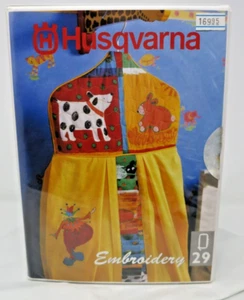 Tarjeta Husqvarna Viking bordada diseños Suecia #29 y circo superpuesto - Imagen 1 de 11