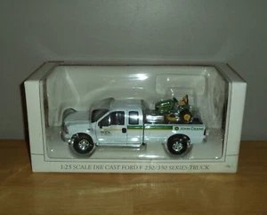 John Deere 1:25 Scale Die Cast Ford F-250/F-350 Series Truck & Riding Lawn Mower - Picture 1 of 6