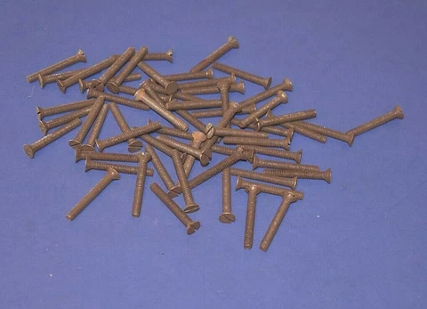 60 Vintage 10-24 x 1  17/32" Slotted Flat Head Steel Machine Screws Bolts Cover