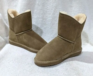 Bearpaw Niñas Rosaline Arena Gamuza Resistentes al Agua Botas-Talla 2/3/4/5 NWB 2588Y - Imagen 1 de 6