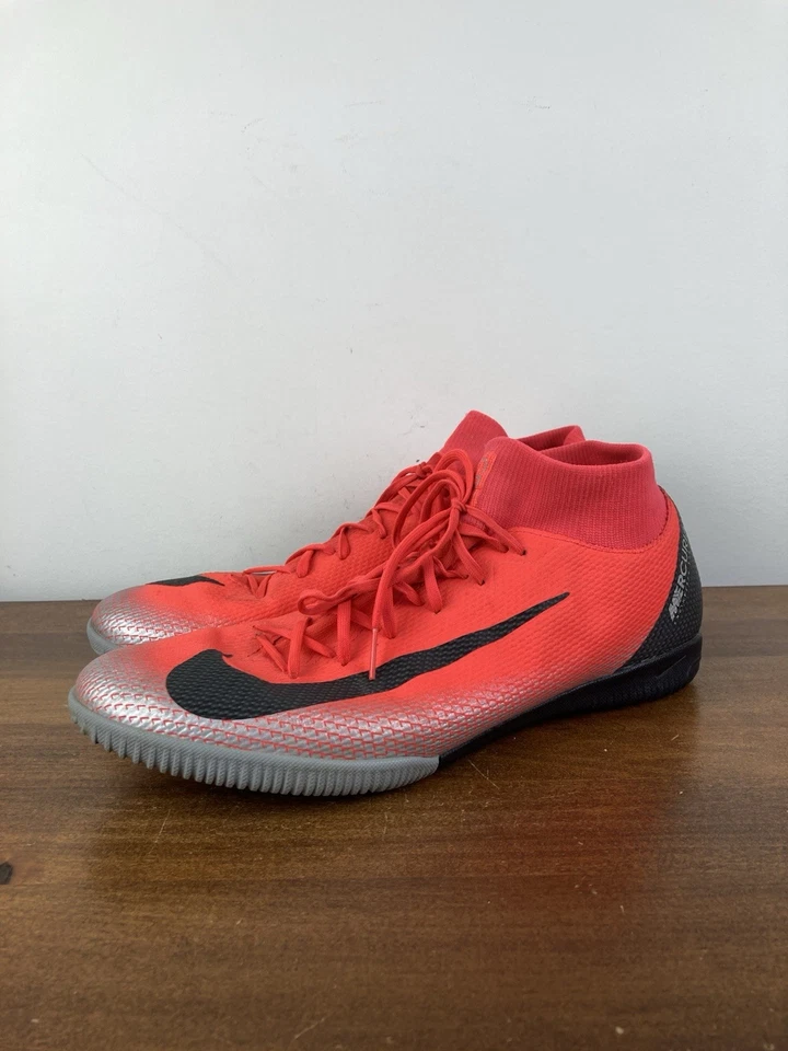 Nike Mercurial Superfly 6 CR7 Red Indoor Soccer Shoes AJ3567-600 Men's Size 11 - Image 1 of 4