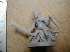 GOBLIN WARRIOR MINIATUR MASSIVE DUNKELHEIT  - Bild 1 von 1
