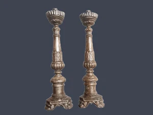 COPPIA CANDELIERI IN LEGNO ORIGINALI EPOCA 700' - Foto 1 di 24