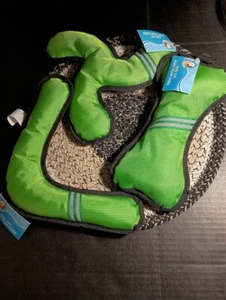 Juego/3 juguetes interactivos para masticar chirriantes verdes brillantes para perros-cada uno de 10-12 pulgadas de ancho - Imagen 1 de 4
