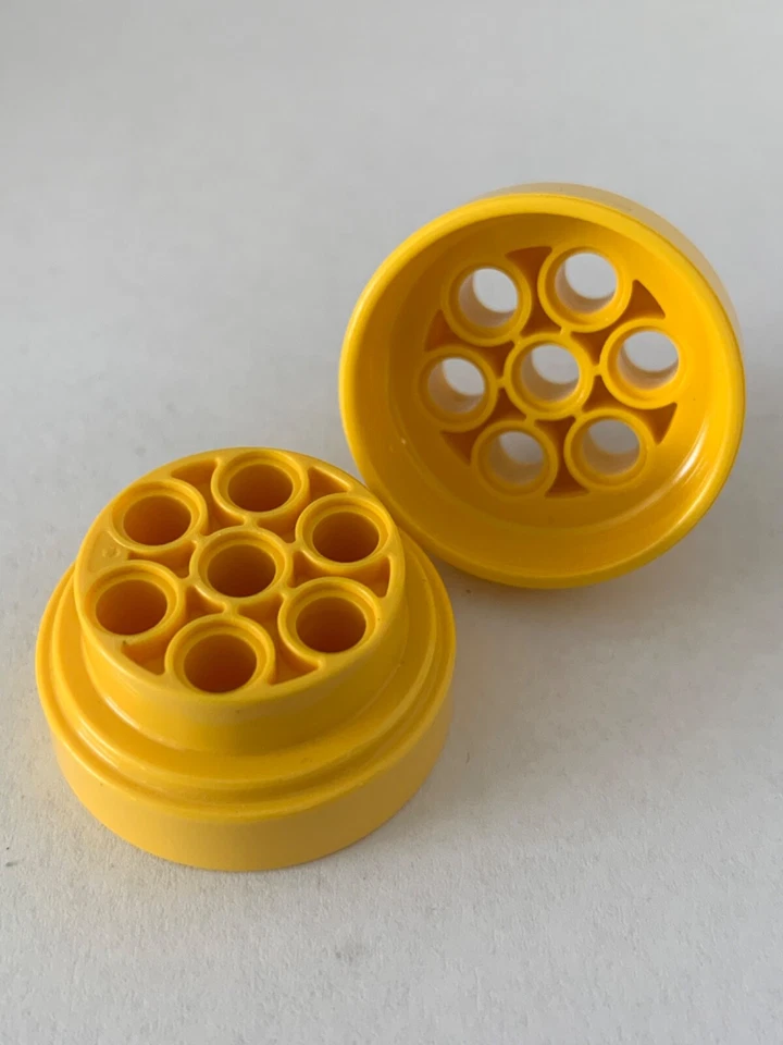 LEGO Parts 60208 (2 шт.) цилиндр с креплением головки двигателя Technic - Изображение 1 из 1