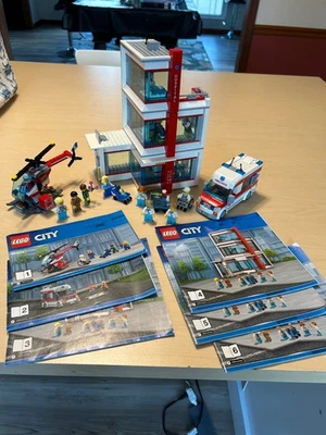 LEGO 60204 City Hospital, 100% complete w/ working X-Ray brick & manuals, no box - Image 1 of 4