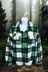 Karierte Sherpa Jacke Gr. Large dick weich Knopfleiste Tasche Shacket - Bild 1 von 9