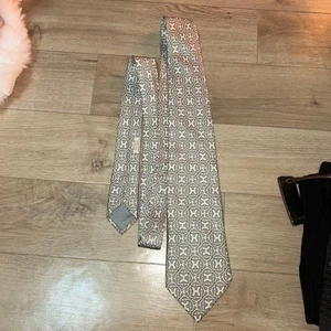 HERMES Tie - Picture 1 of 4