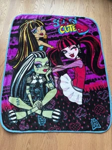 MONSTER HIGH Scary Cute Fleece Blanket Cleo Frankie Drac Plush Soft 46x36 Inches - Picture 1 of 5