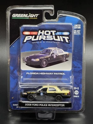Greenlight Hot Pursuit Florida Highway Patrol FHP 2008 Ford Police Interceptor - Image 1 of 4