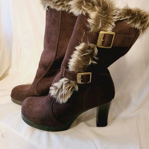 Stivali donna scarpe tacco 13" nero ecopelle bordo pelliccia di No Boundaries tg 9 - Foto 1 di 13
