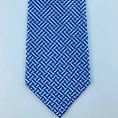 CHARLES TYRWHITT  100% Silk Tie London Designer Herringbone Blu/Wht EUC #0009 - Image 1 of 4