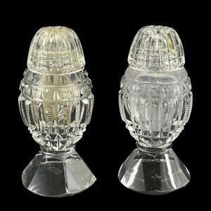 Vintage Cut Glass Crystal Salt and Pepper Shakers Ribbed Tops Faceted Pedestal - Picture 1 of 3