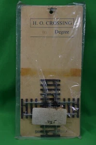 Shinohara HO Crossing 90 Degree Model Train Track,Code 100,New in PK,Old Stock - Picture 1 of 1