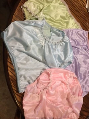 Vintage Style 4 Pr Nylon Hipster PANTIE Long Wide Double GUSSET WHITE LACE INSET - Image 1 of 4