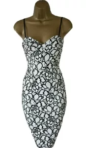 Lipsy Black Cream Lace Bodycon Dress 16 Floral Party Occasion Wedding Cocktail - Picture 1 of 23