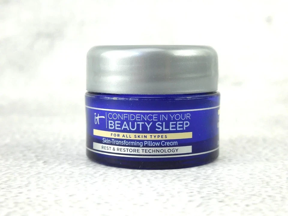 It Cosmetics Confidence in your Beauty Sleep Transforming Pillow Cream 0.237 oz - Image 1 of 1