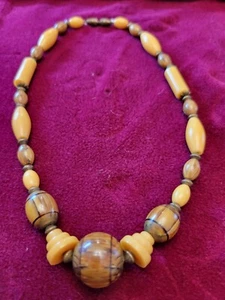Vintage Caramel Marble & Yellow Bakelite Carved Bead Necklace Statement Jewelry - Picture 1 of 7