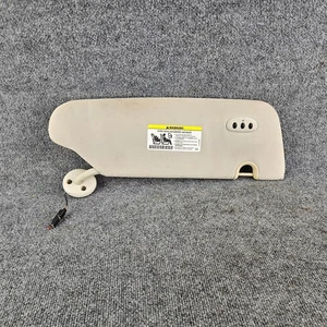 2008-2016 Town and Country Caravan Sun Visor Driver Left OEM W/ Light Homelink - Picture 1 of 9