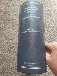 Vintage Worldwide Scott International Stamps Album Vol IV-4 Over 1000 Stamp - Picture 1 of 24