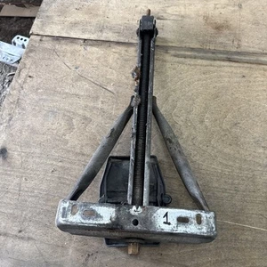 1x BPW Chassis Caravan Stabiliser Leg - Picture 1 of 3