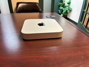 2023 Apple Mac Mini  M2 Chip/8GB RAM/256GB SSD - Near Mint Condition! - Picture 1 of 5