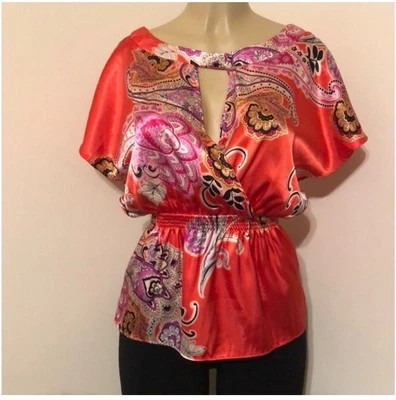 Pink Satin Like Paisley Print Top HeartSoul — 第 1/4 张图片
