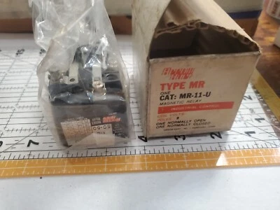 Arrow Hart Magentic Relay Industrial Controls 120 Volt MR-10-U NO NC - Image 1 of 4