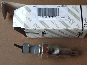 Compatibile con Iveco Eurocargo Interruttore Freno Grigio, Originale Iveco 500376960 - Foto 1 di 1