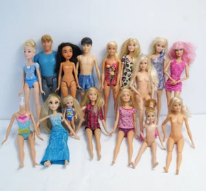 LOTTO 15 bambole Barbie moderne moda Disney per OOAK Bundle Fashionistas più anni 2000 - Foto 1 di 15