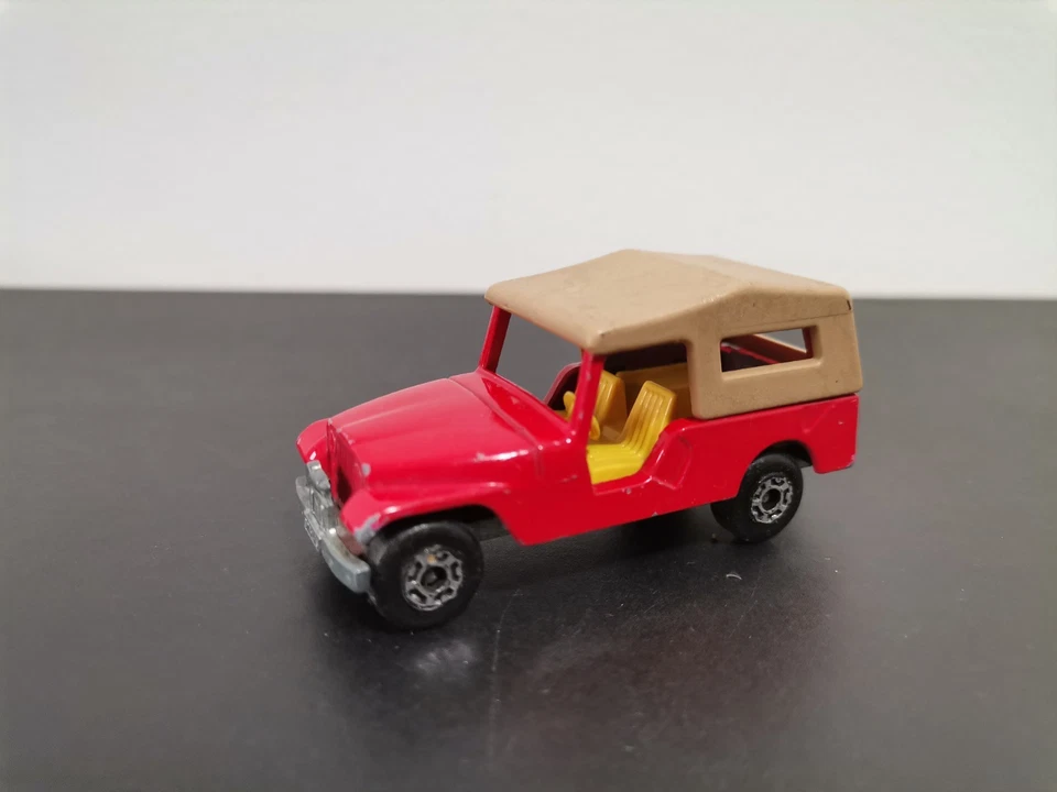 MATCHBOX SUPERFAST N.53 JEEP CJ6 - Immagine 1 di 4