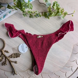 Anthropologie Wild Lovers Cherry Blossom Bikinihose Rüschen in Rot Gr. M - Bild 1 von 7