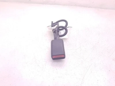 12-18 TOYOTA PRIUS C LADO PASAJERO HEBILLA CINTURÓN SEGURIDAD DELANTERO  Foto 1 de 4