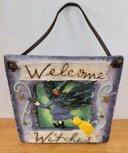 Welcome Witches cinturino in pelle ceramica da appendere a parete Halloween autunno Cottagecore - Foto 1 di 4