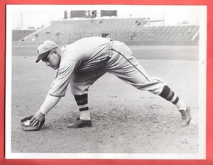 1936 NEW YORK GIANTS SAM LESLIE TYPE 1 GLOSSY - Picture 1 of 2