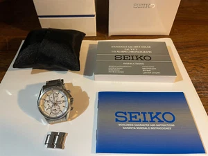 Men's Seiko Solar Alarm Chronograph SS w/ white face in original box w all accs - Picture 1 of 8