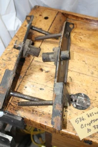 Craftsman 10 32 Snowblower CRAWLER TRACK PLATES, L, R, model 536.885000 - Picture 1 of 9