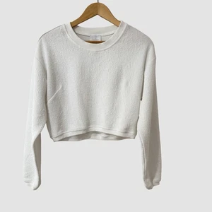 Suéter recortado manga larga cuello redondo Sundays by Wearesundays S ($190) - Imagen 1 de 6