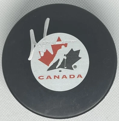 Подписанная Мартином Бродером шайба команды Канады - сертификат подлинности JSA - New Jersey Devils - автограф - Изображение 1 из 4