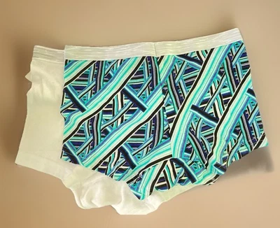 Paquete de 2 calzoncillos Hanes de algodón para mujer talla 5/S suaves cómodos con aros Foto 1 de 4