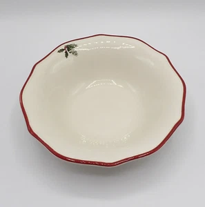POINSETTIA BY BETTER HOMES AND GARDENS SOUP/CEREAL BOWLS SET OF 4 MINT - Picture 1 of 12