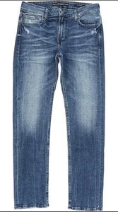 Neu mit Etikett Guess Lincoln Slim Straight Stretch Low Rise 32 x 32 Halo Wash blaue Jeans - Bild 1 von 2