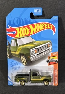 Hot Wheels 1978 Dodge Li'l Red Express Truck Treasure Hunt - Picture 1 of 6