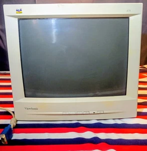 Vintage Viewsonic A70 17" SVGA CRT Computer Gaming Monitor VCDTS21543-3R weiß - Bild 1 von 11