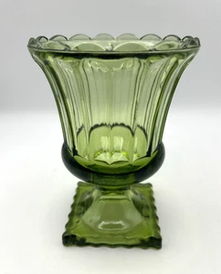 Hazel Atlas Green Glass Vase Candle Holder Scalloped Pedestal Base - Picture 1 of 6