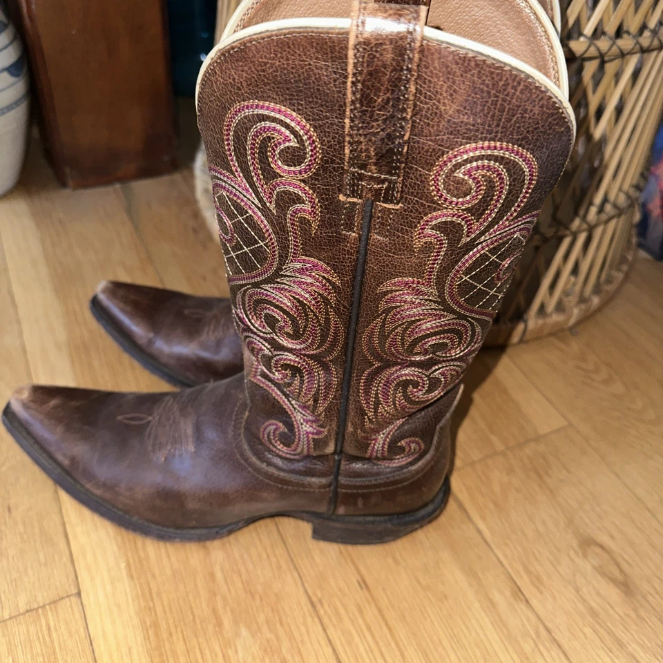 Botas de vaquero para mujer ARIAT 9,5B Foto 1 de 4