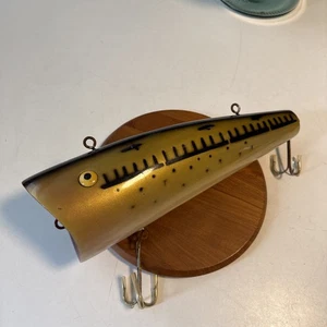 "Señuelo de pesca vintage de 15"" gigante rebelde Pop R exhibición hombre cueva" - Imagen 1 de 7