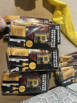 Wholesale Lot Of 25 NWT Pittsburgh Pirates 29" X 43" Decorative Team Flags MLB - Image 1 of 2