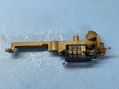 Carcaça central tacômetro odômetro Chevrolet Corvette 6405722 fabricante de equipamento original 1963-1967  - Imagem 1 de 4