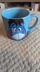 Taza Eeyore Oh Well 3D Azul Oficial Disney Store Genuina Original 13 OZ 3-3/4" - Imagen 1 de 5